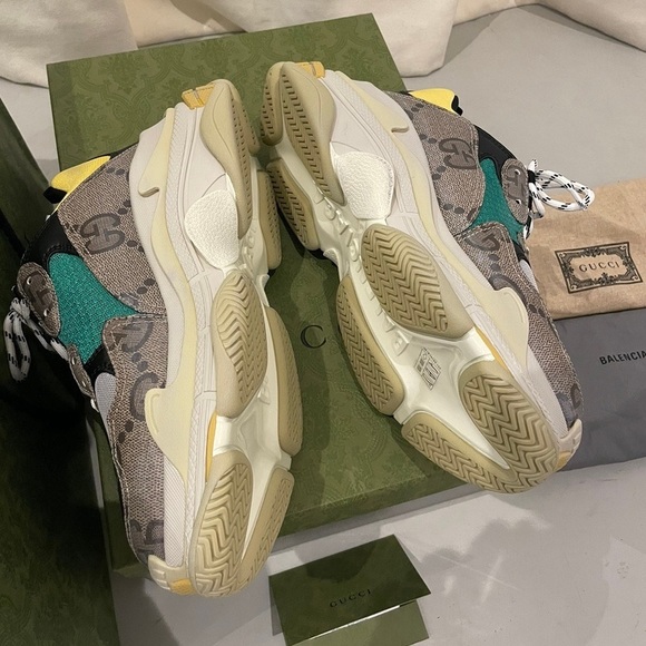 GUCCI X Balenciaga Triple S - Picture 8 of 13